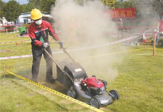 9004463_huanghn_1762485245027_b (1).jpg